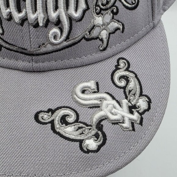 Chicago White Sox Hat Cap Fitted Mens 7 1/2 MLB Baseball Script 59FIFTY New Era - Picture 3 of 9